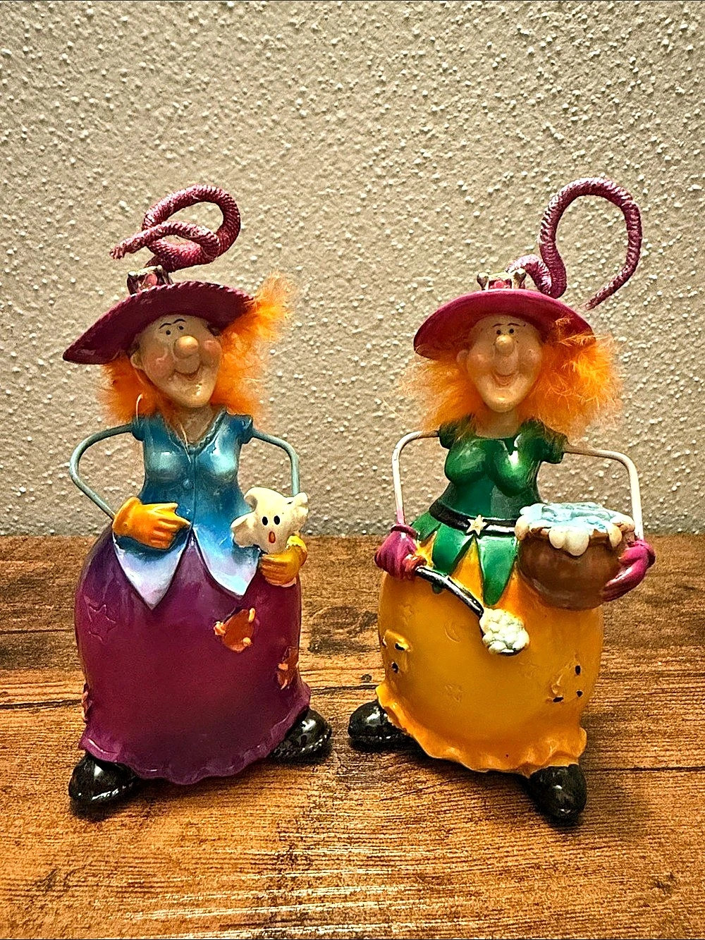 Greenbrier International Halloween Witch Figurine Set of 2 Polystone Decor